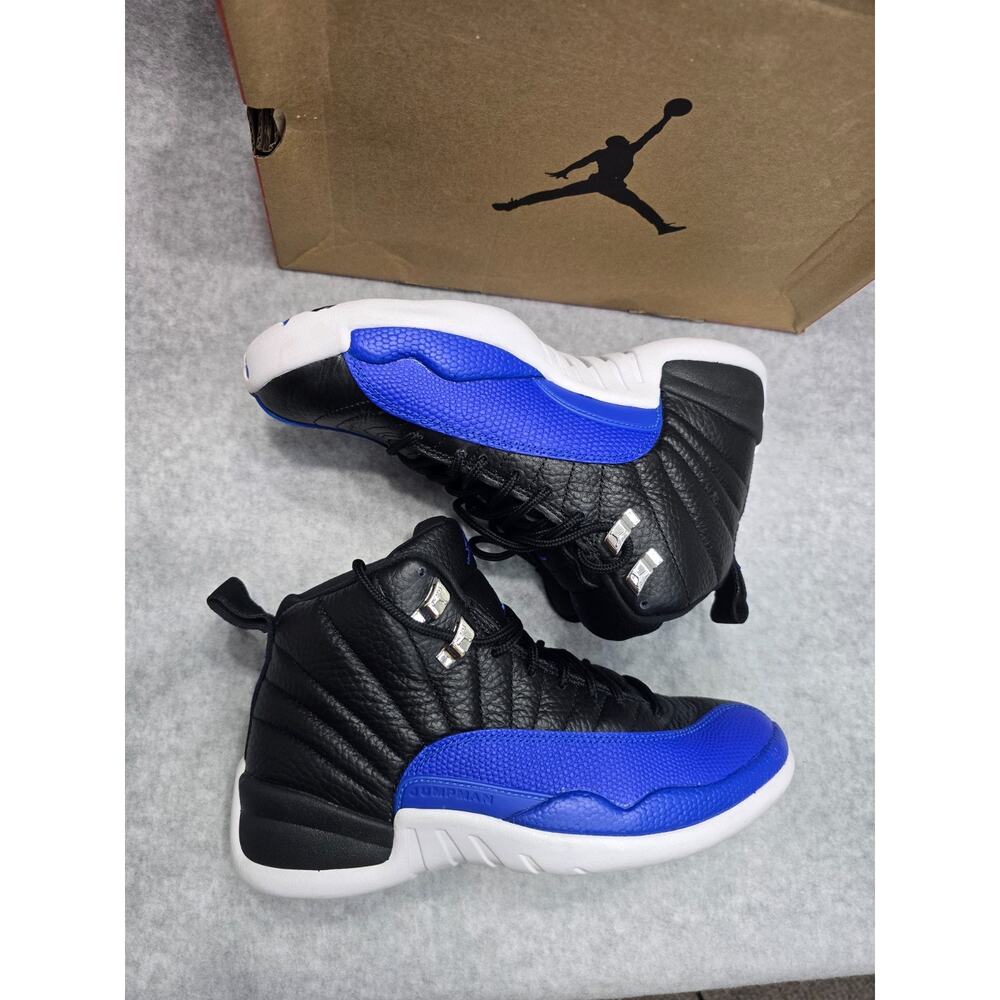 Air Jordan 12 Retro Hyper Royal Womens 7 Black Hyper Royal White AO6068-004 - Picture 4 of 8